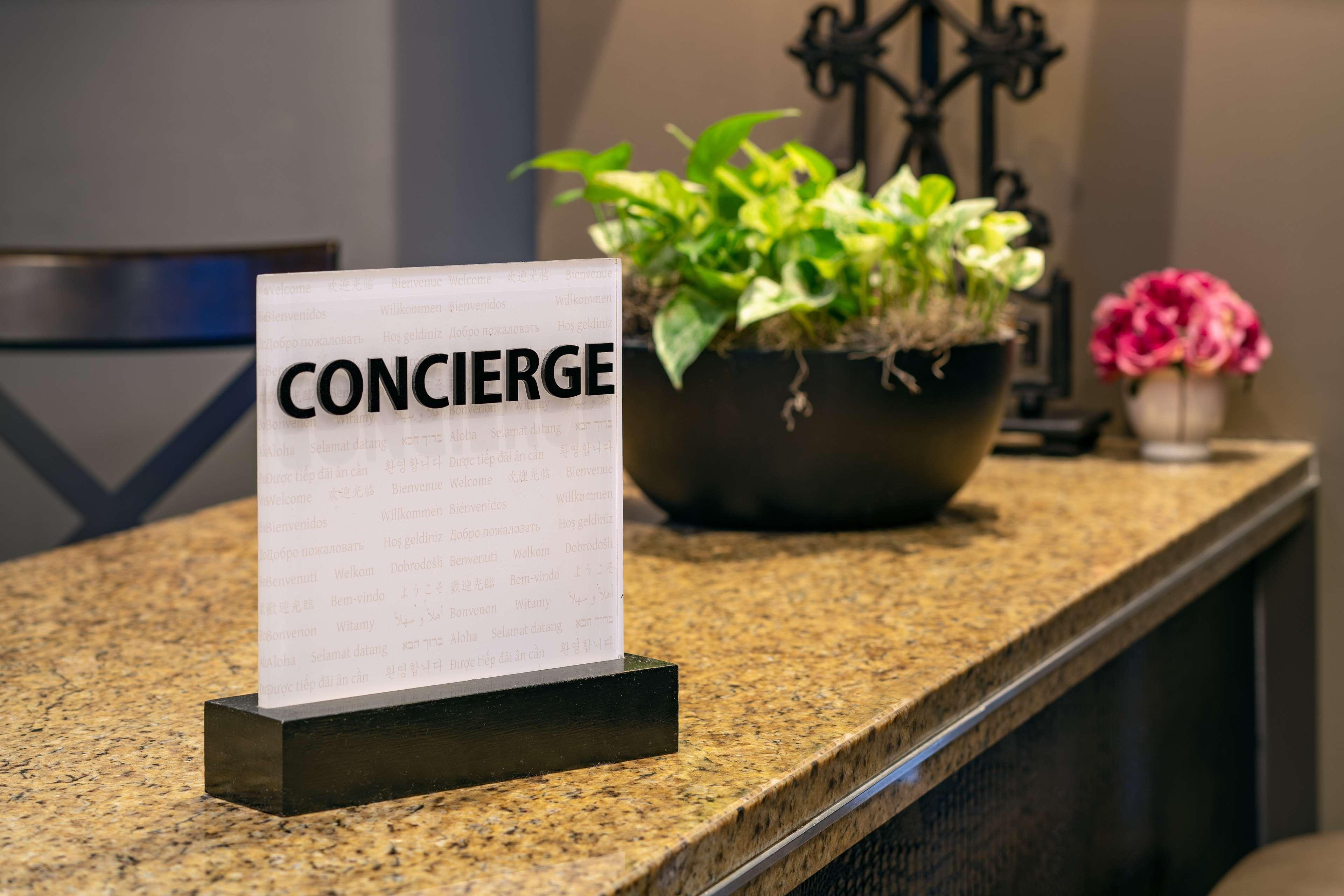 Embassy Suites By Hilton New Orleans Convention Center Bagian luar foto