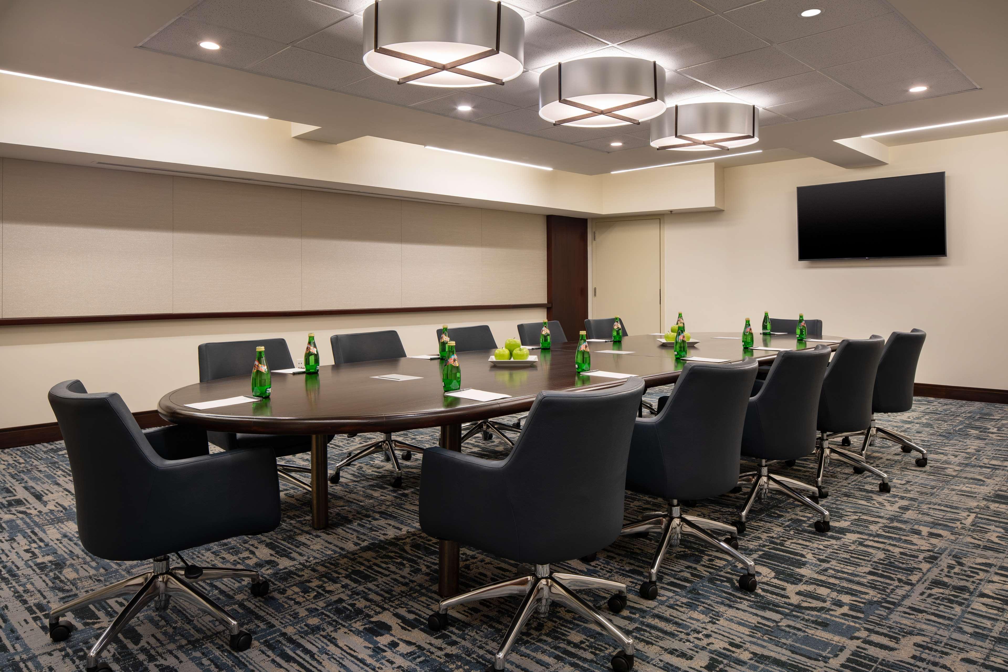 Embassy Suites By Hilton New Orleans Convention Center Bagian luar foto