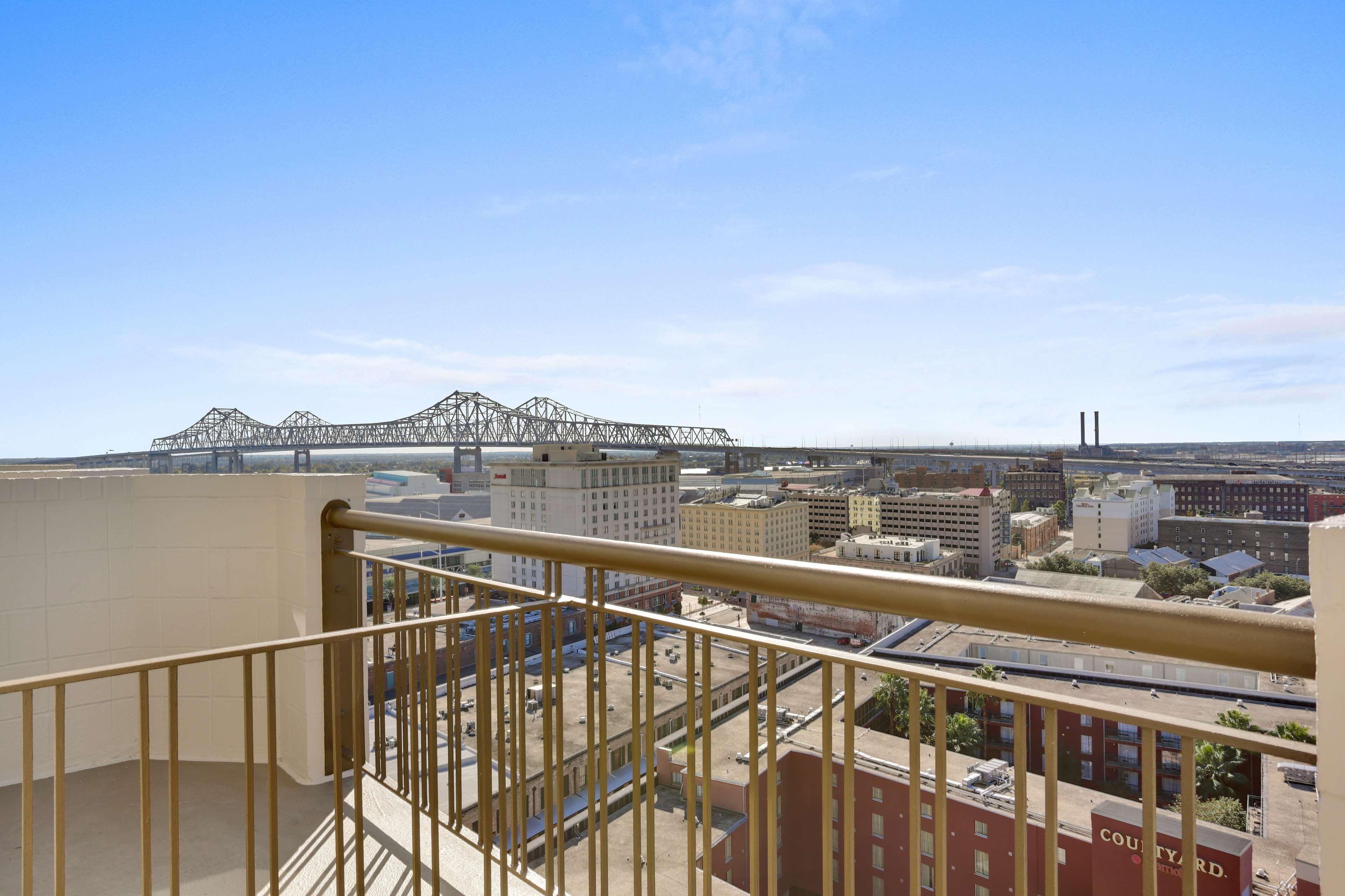 Embassy Suites By Hilton New Orleans Convention Center Bagian luar foto