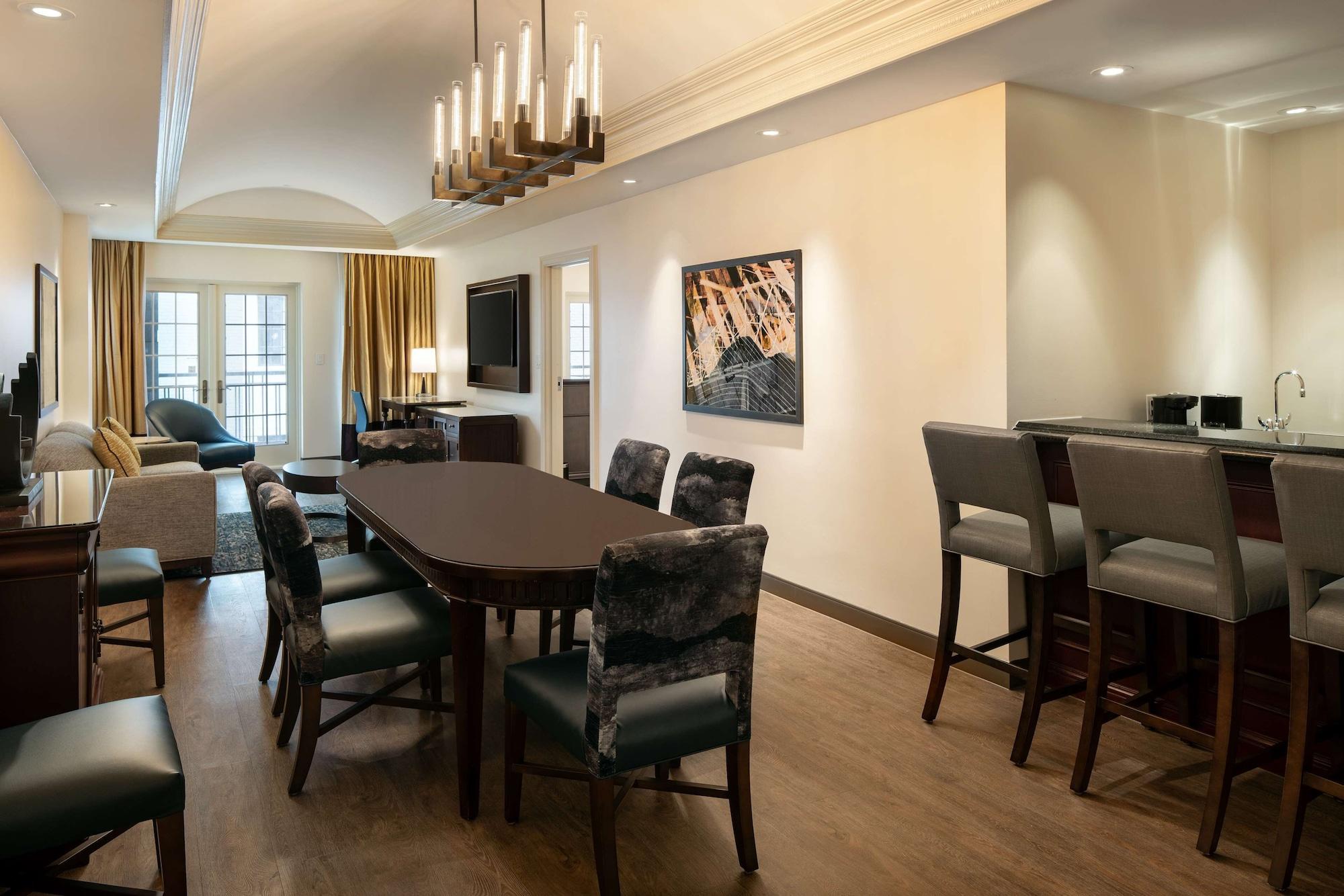 Embassy Suites By Hilton New Orleans Convention Center Bagian luar foto
