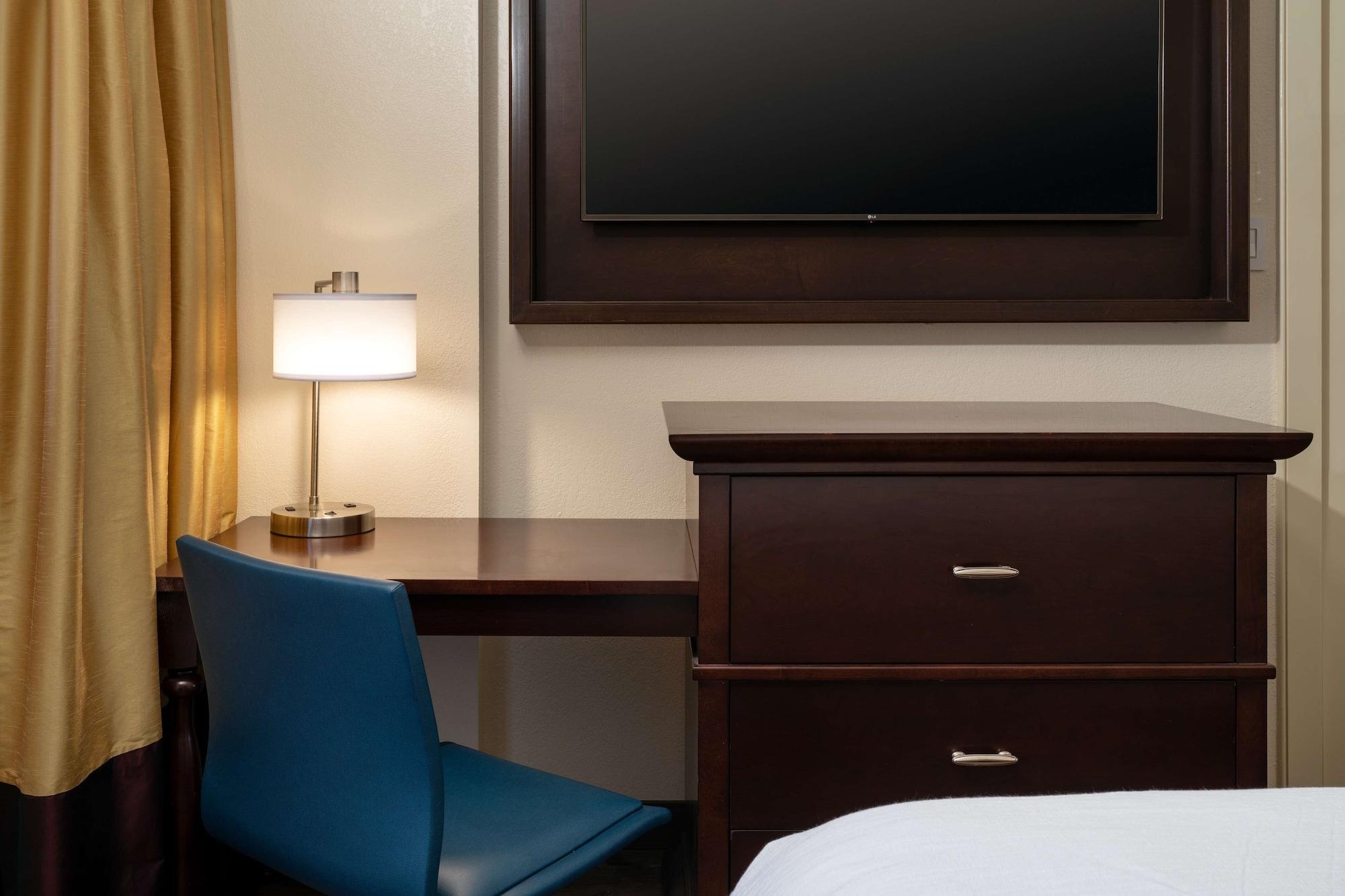 Embassy Suites By Hilton New Orleans Convention Center Bagian luar foto