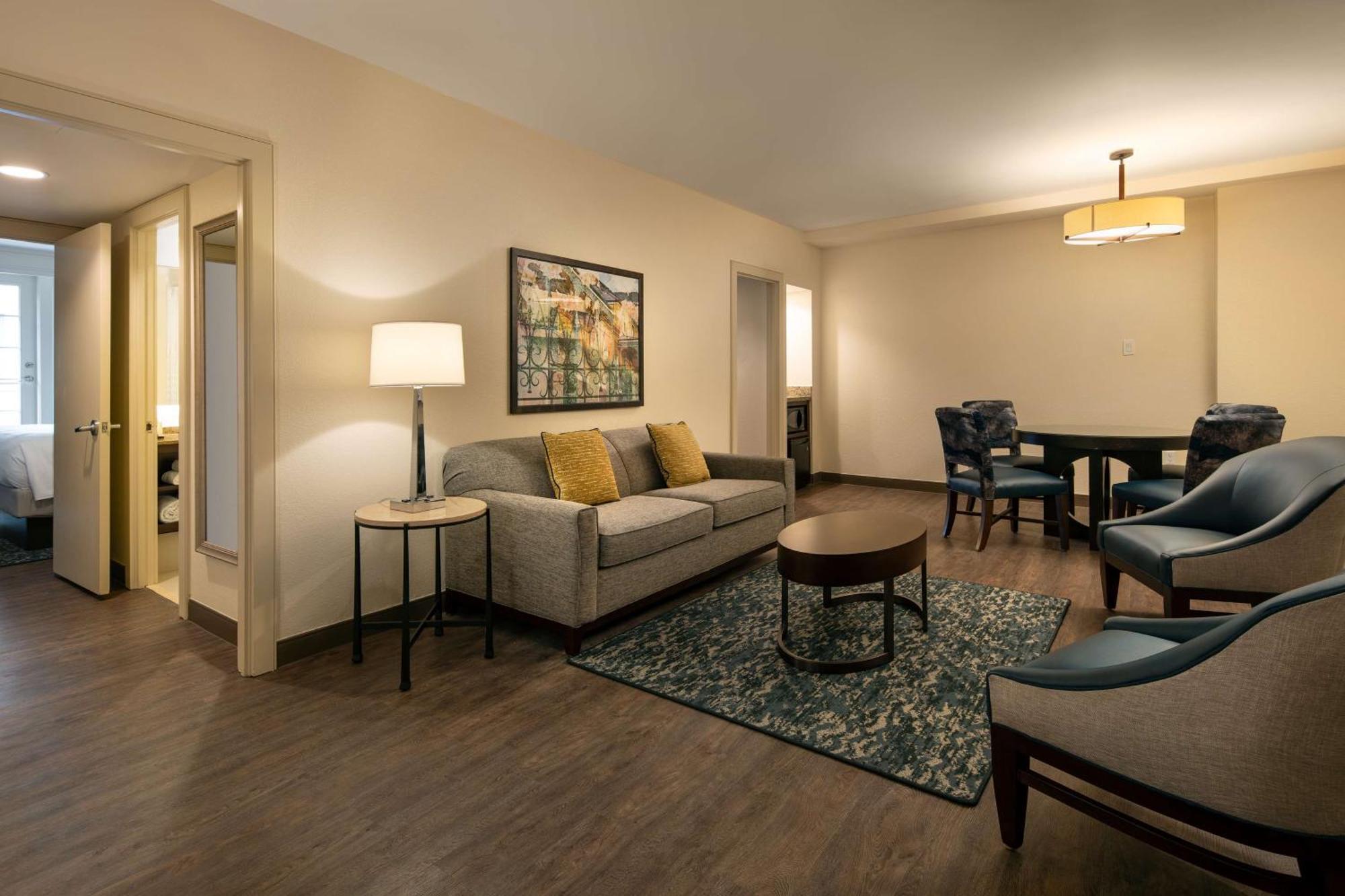 Embassy Suites By Hilton New Orleans Convention Center Bagian luar foto