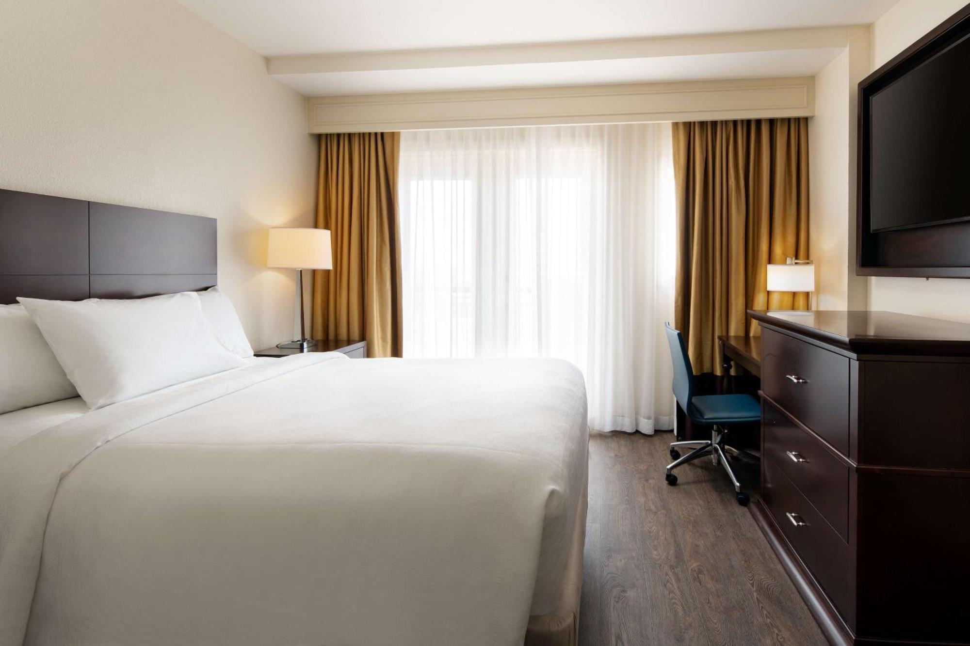Embassy Suites By Hilton New Orleans Convention Center Bagian luar foto