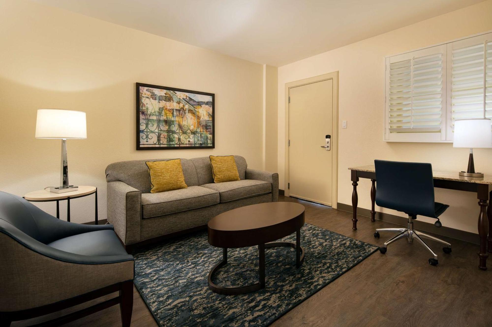 Embassy Suites By Hilton New Orleans Convention Center Bagian luar foto